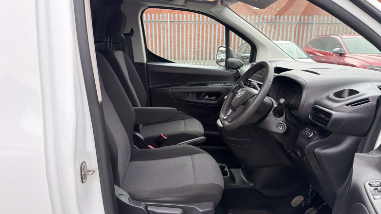 Vauxhall Combo Cargo Combo L1 Diesel 2300 1.5 Turbo D 100ps H1 Sportive Van